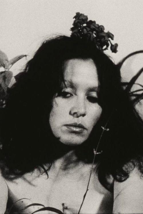 Blanca Putica. A Girl in Love